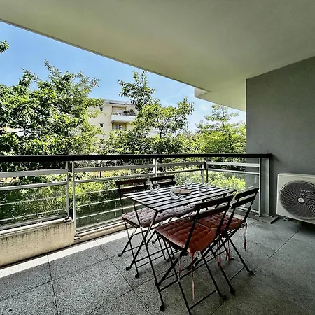 Lägenhet 2 Pieces Avec Terrasse Et Garage A - Fr-1-252-201