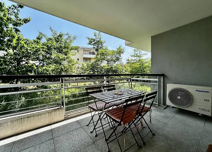 Lägenhet 2 Pieces Avec Terrasse Et Garage A - Fr-1-252-201